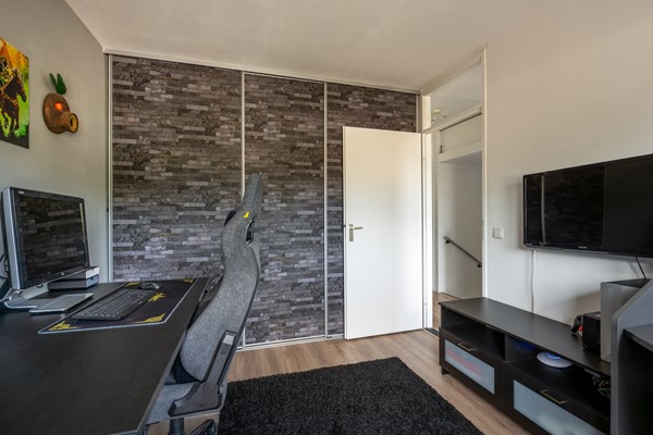 Medium property photo - Travertijndijk 46, 4706 TS Roosendaal